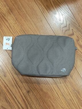 lug Men’s Taupe Quilted Toiletry Bag
